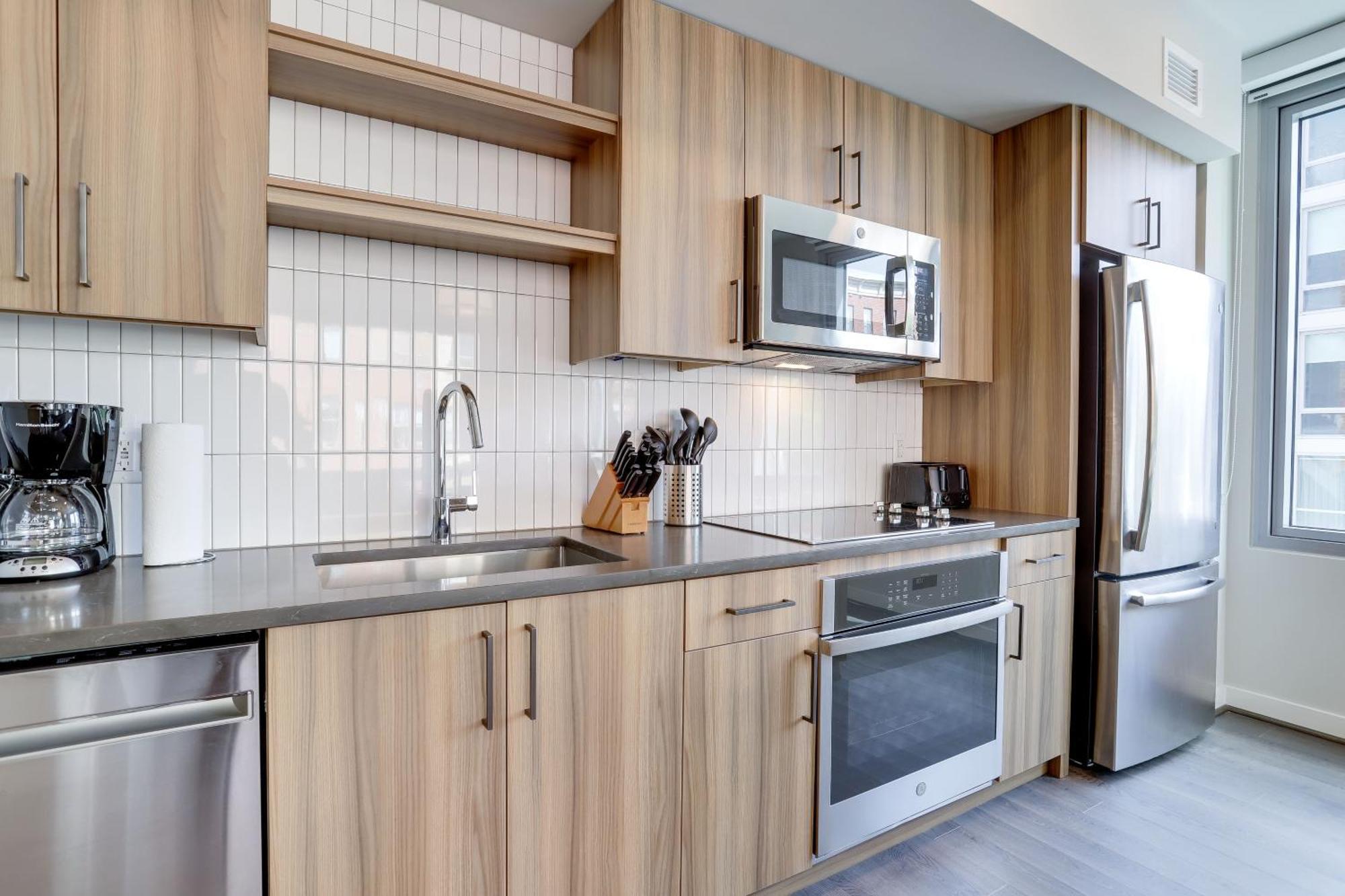 Stylish Condo At Clarendon With Rooftop Views Арлингтон Экстерьер фото